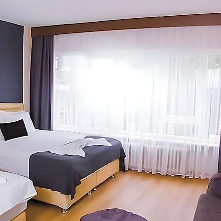 Hotel Cesmeli 3*