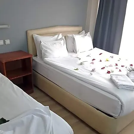 Hotel Cesmeli 3*